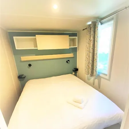 Les Bastides De Chanteraine Bungalows, & Aiguines