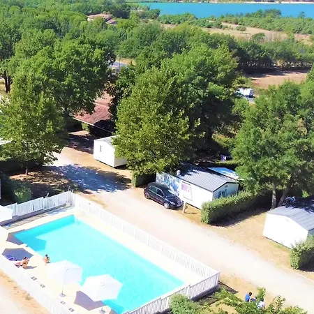Campsite Les Bastides De Chanteraine Bungalows, & *