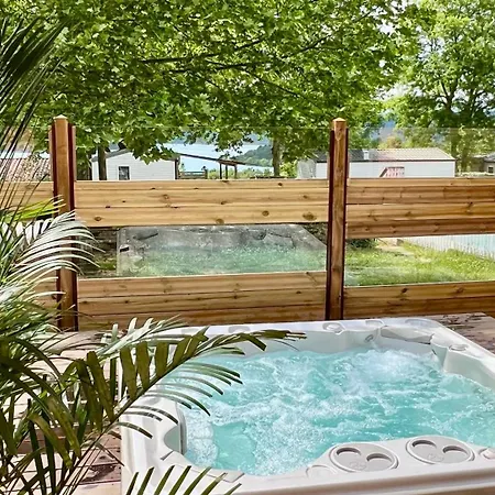 Campsite Les Bastides De Chanteraine Bungalows, & *